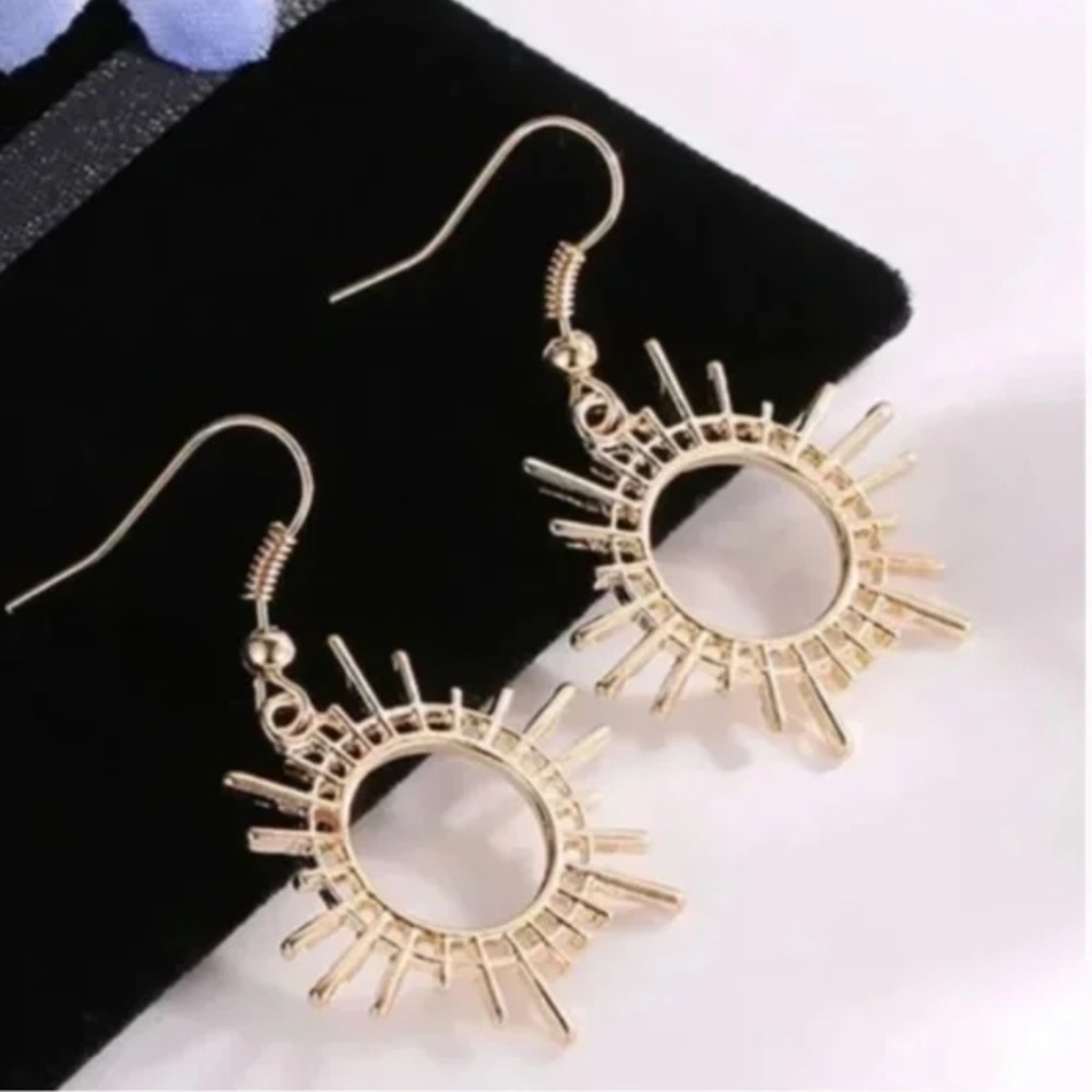 ✨ FREE Sunburst Sun Dangle Boho Peasant Hipster Hippie Art Deco Drop Earrings